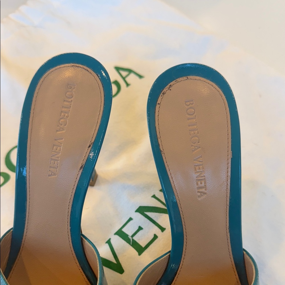 Bottega Veneta Stretch Mule - Picture 3 of 4